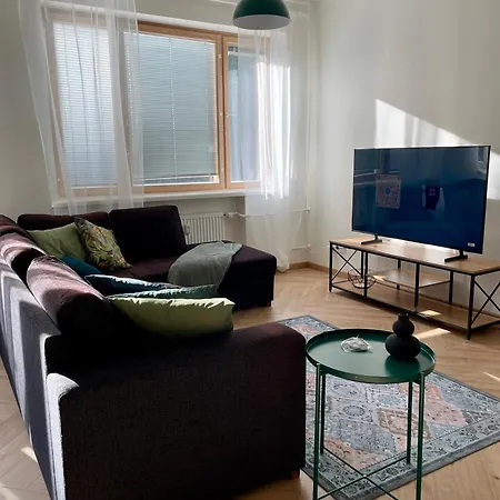 Heart Of The Old Town - Space, Views & Comfort *